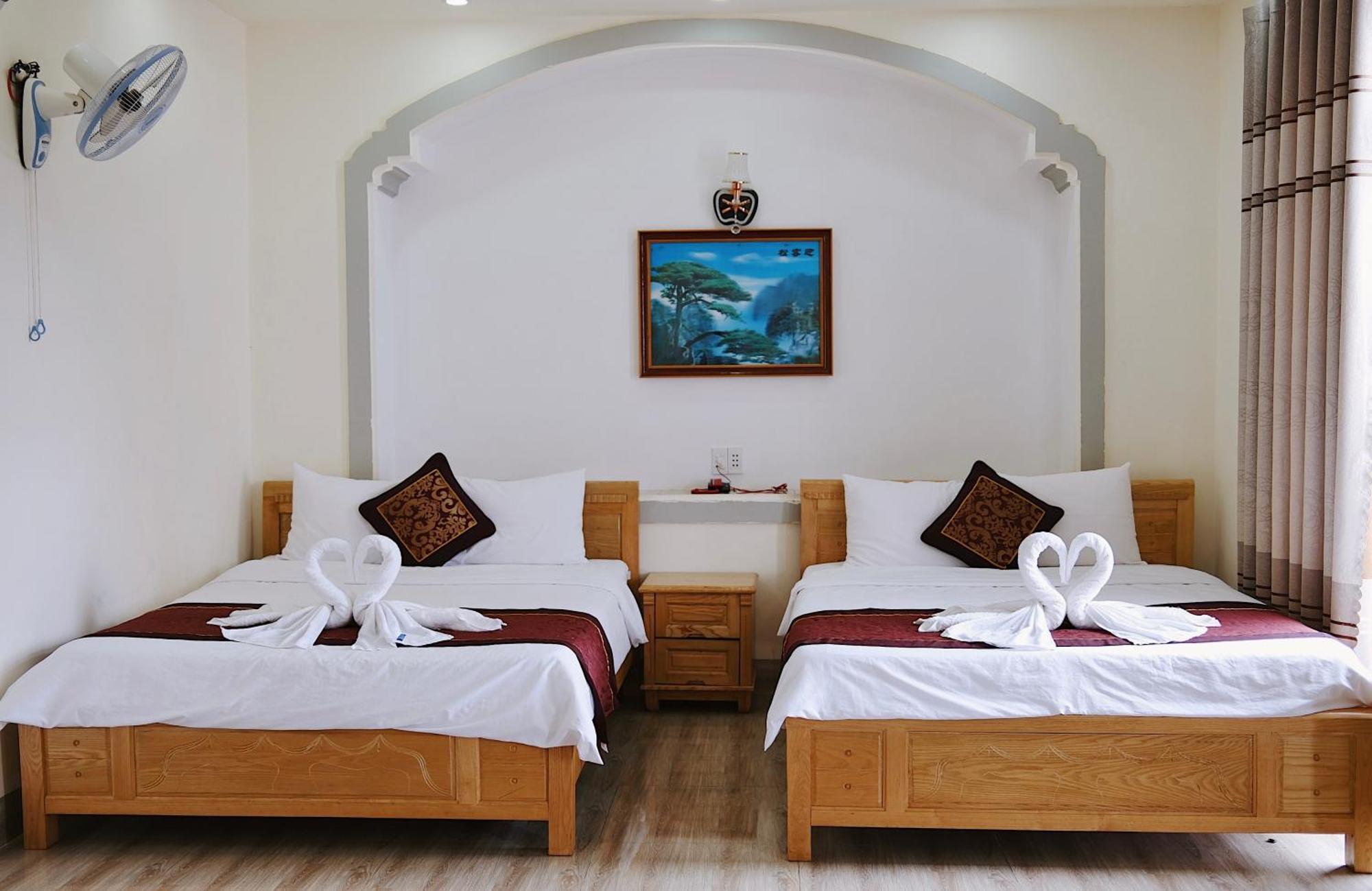 Kim Ngan Hotel บวนมาถวต ภายนอก รูปภาพ