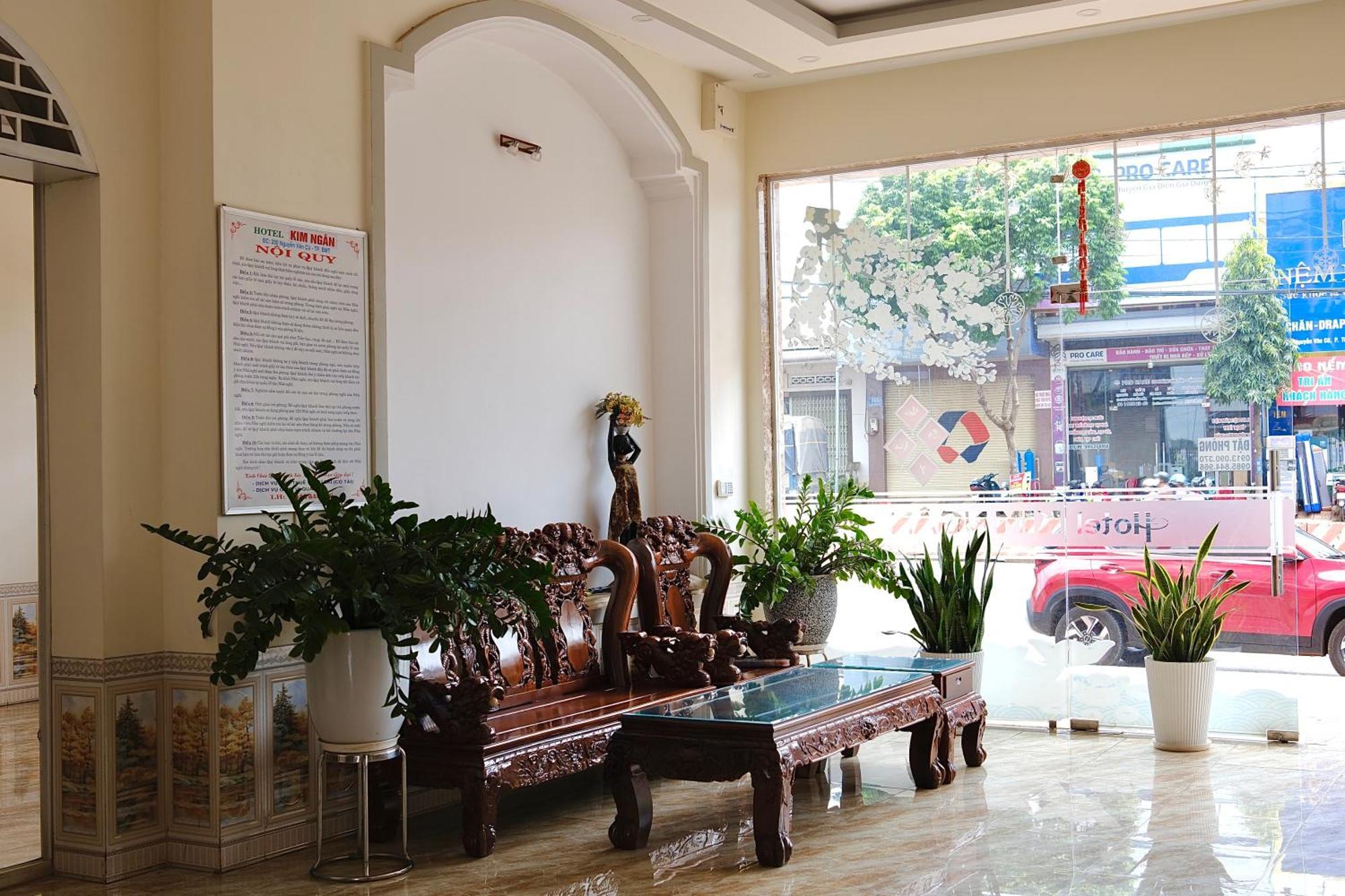 Kim Ngan Hotel บวนมาถวต ภายนอก รูปภาพ